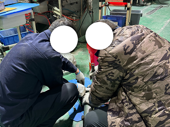平衡气缸更换维修